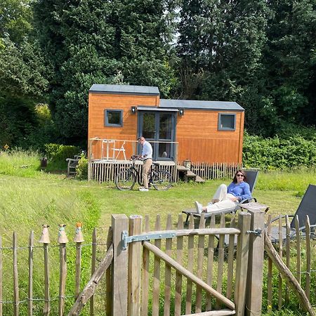 Joly Tiny House Hotel Overijse Exterior photo