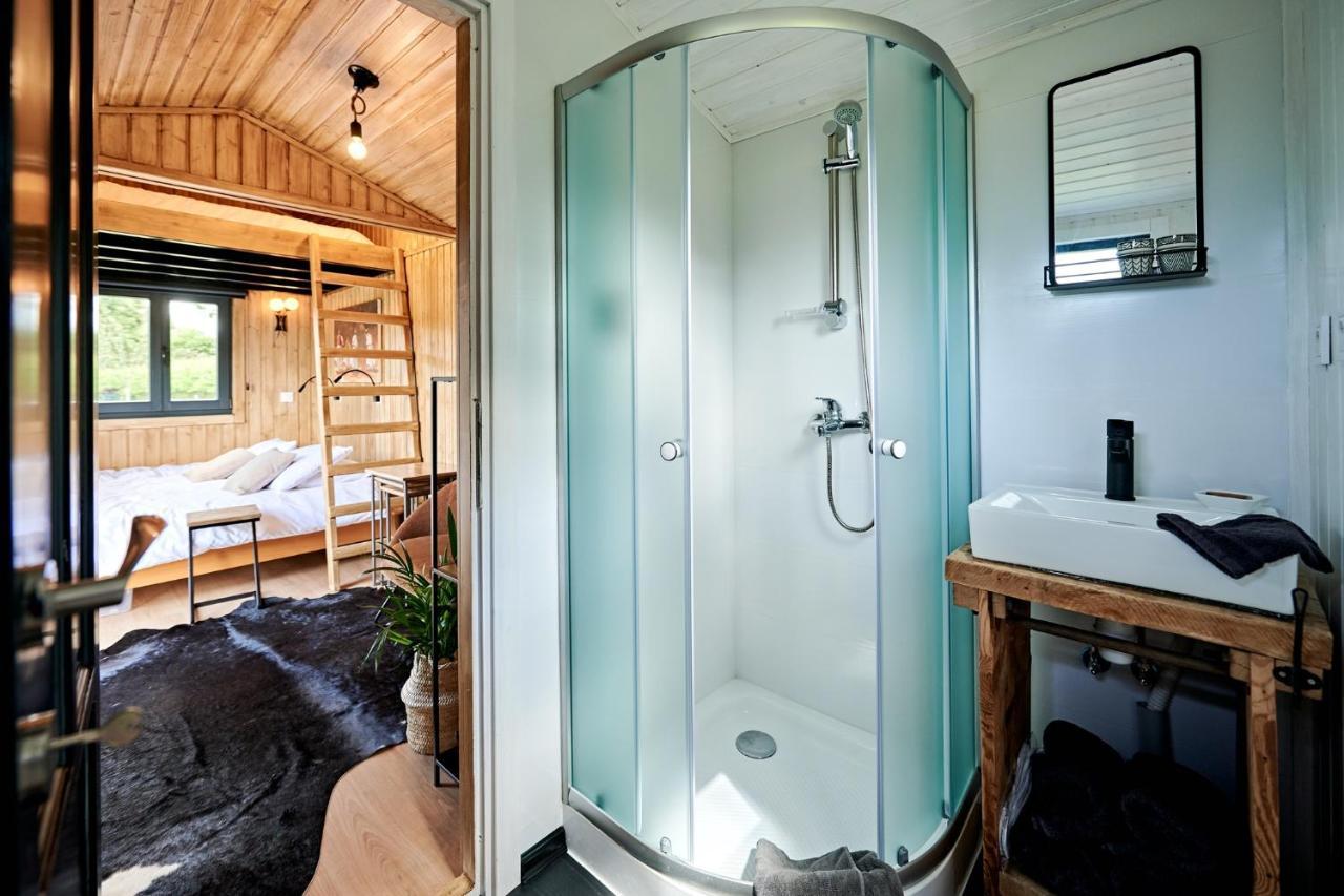 Joly Tiny House Hotel Overijse Exterior photo